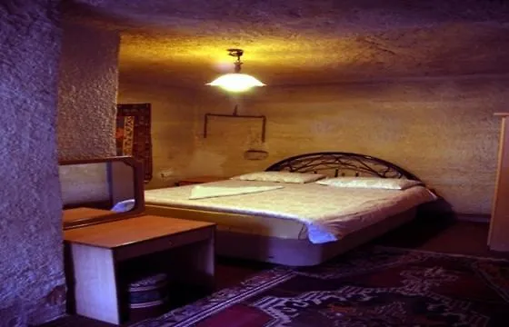 Peri Cave Hotel 2*
